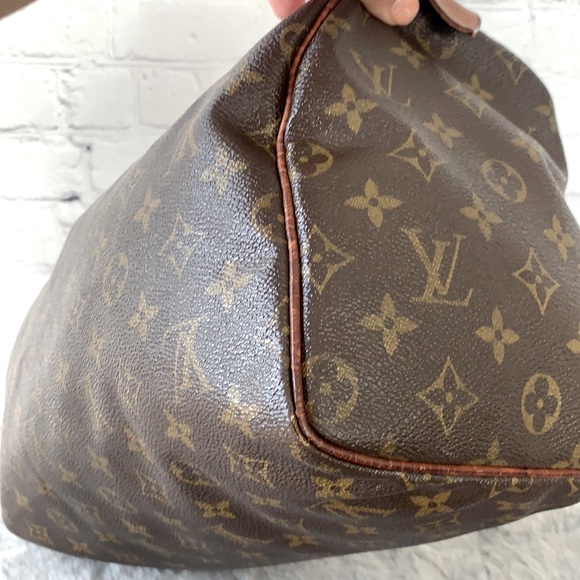 *SOLD* Louis Vuitton Monogram Speedy 30 Handbag - Picture 7 of 16
